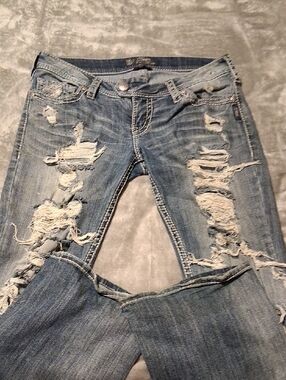 Silver TUESDAY Silver Jeans Distressed Light Blue Skinnyboot Cut 29/31 Super Cut